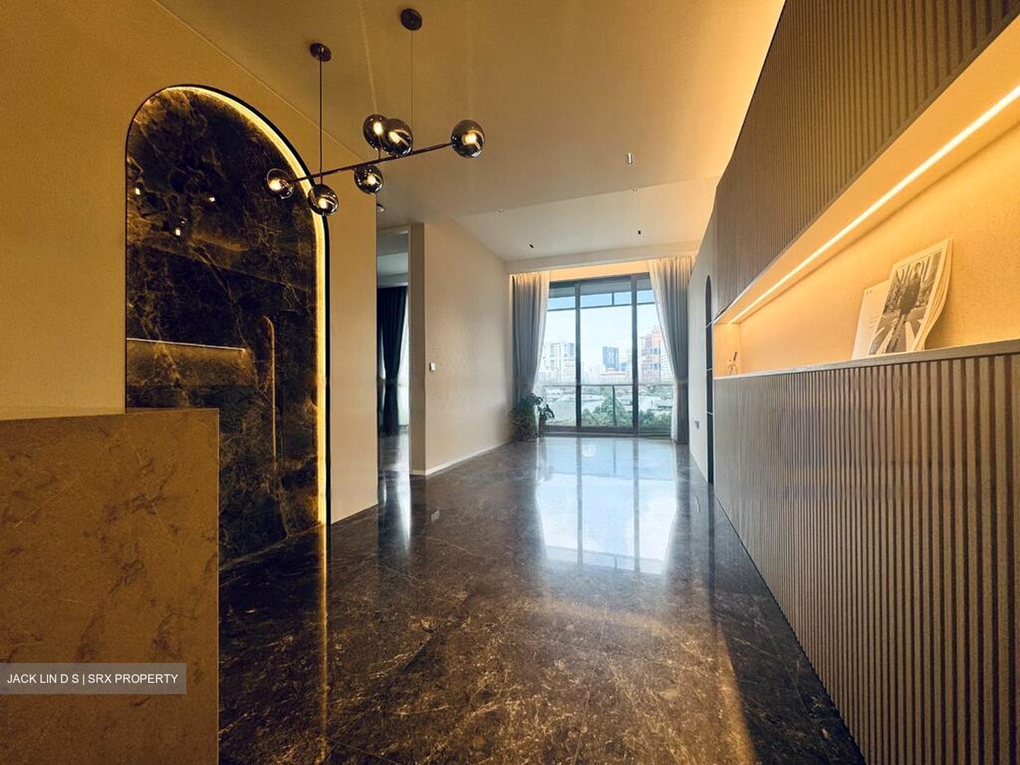 19 Nassim (D10), Apartment #598140521